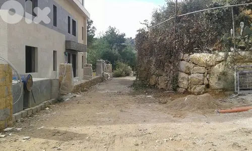 3 villas for sale in  broumana  ٣ فيلات للبيع في برمانا