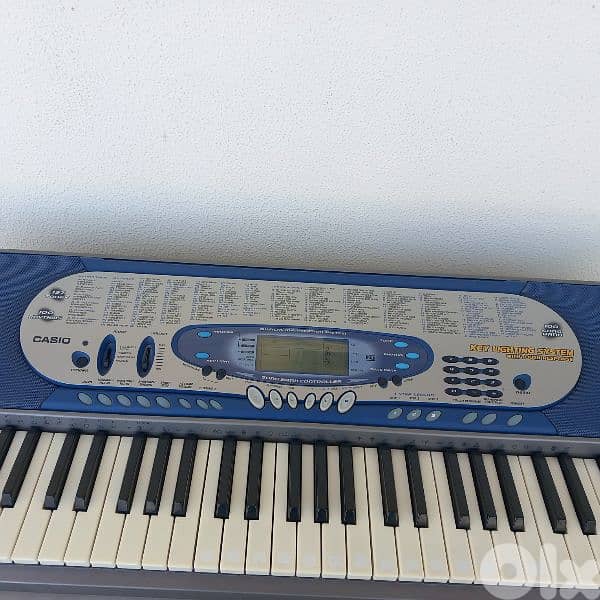 CASIO Keyboard LK 65 - Key Lighting System and New Stand 2