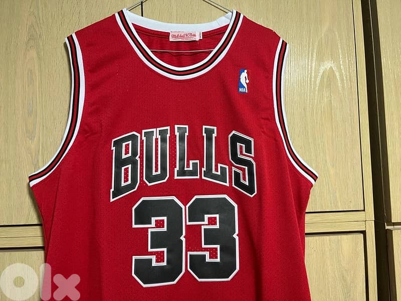 Scottie Pippen Chicago bulls red special edition 1997 jersey 1
