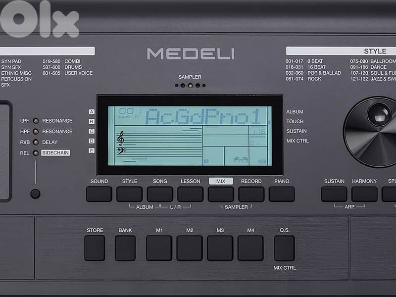 MK401 Medeli Arranger keyboard, 61 touch sensitive keys, 2 x 15 watt 4