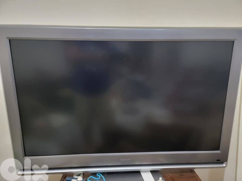 Toshiba tv 42 inches 3