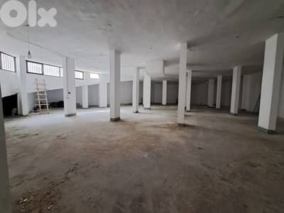 L15138 -Spacious Warehouse For Sale In Dekweneh