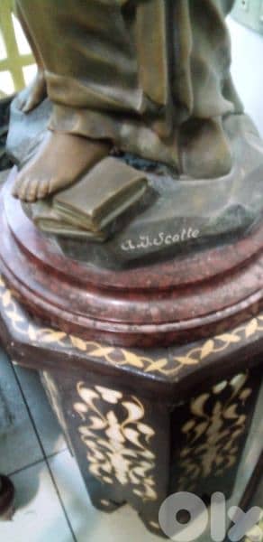 Bronze statue 2