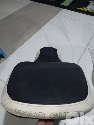Bmw seat and Harley Davidson honda suzuki piaggio aprilia hero