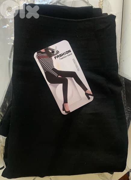 Fashiontrend thick stretchy black leggings. 0