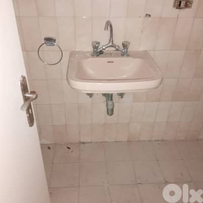 60 Sqm | Office For Rent In Achrafieh مكتب للاجار في الاشرفية