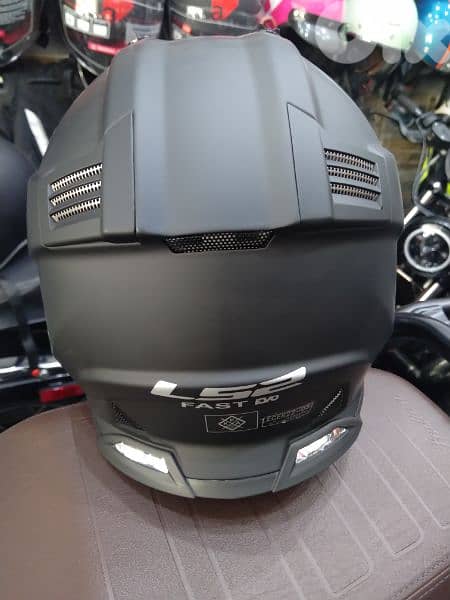 helmet Ls2 Fast evo size xL weight 1280 color matt black 1