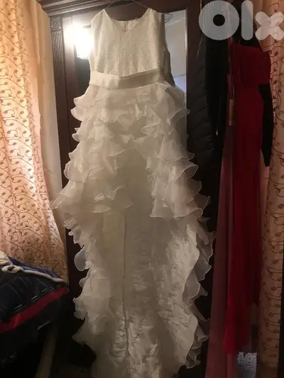 wedding dress فستان لبيض