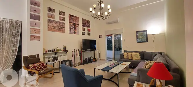 Apartment for sale in Furn El Chebbak شقة  للبيع بفرن الشباك