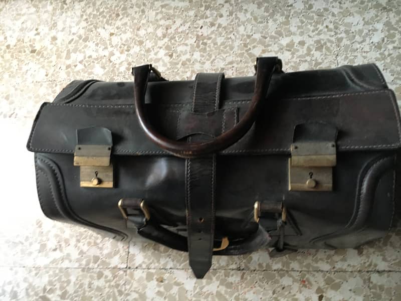 Vintage carry case 2