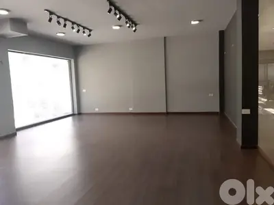 70 Sqm | Shop For Rent in Verdun