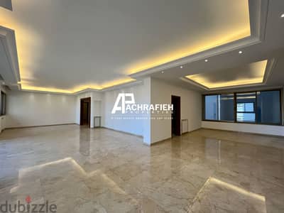Apartment For Rent In Achrafieh - شقة للأجار في الأشرفية