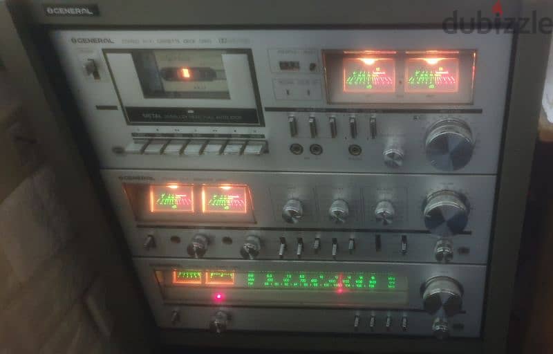 General vintage hifi stereo with turntable and disc antique 2