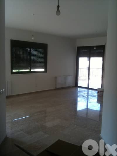 Apartment for rent in Mansourieh شقة للايجار في منصورية