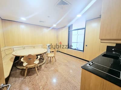 Commercial Office Space for Rent in Achrafieh AH-HKL-226