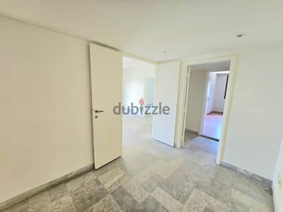 225m2 office for rent in Sodeco Prime Location