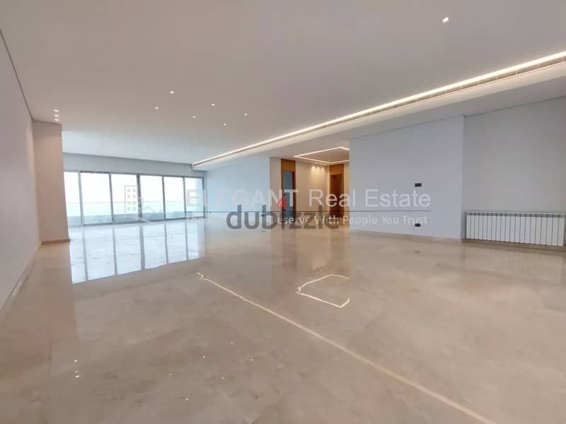 Luxurious | 24/7 Electricity | Prime Location ! 0