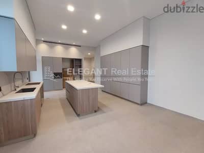 Luxurious | 24/7 Electricity | Prime Location !