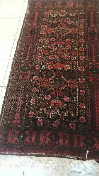 سجادة عجمية شغل ايد نظيفة قياس 190×95. سعرهال لقطة 150
