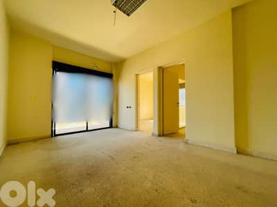 RAO26-4885 Office 250m for rent in Achrafieh, $ 1,500 cash RAO26-4885 Office 250m for rent in Achrafieh, $ 1,500 cash