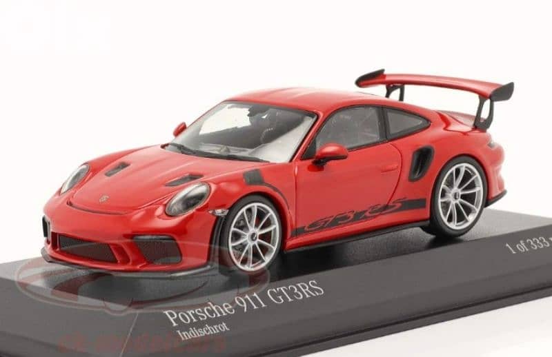 Porsche GT3 RS diecast car model 1;43. 1