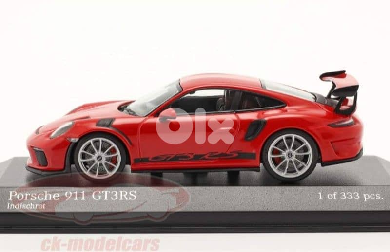 Porsche GT3 RS diecast car model 1;43. 2