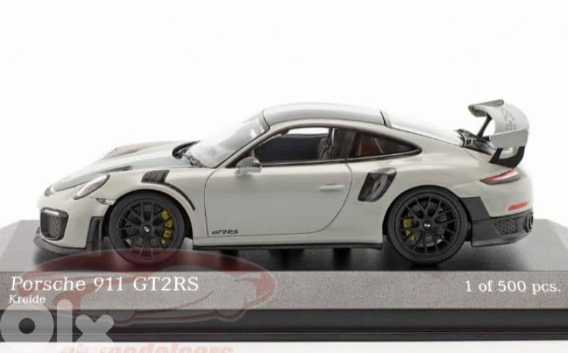 Porsche GT2 RS diecast car model 1;43. 2