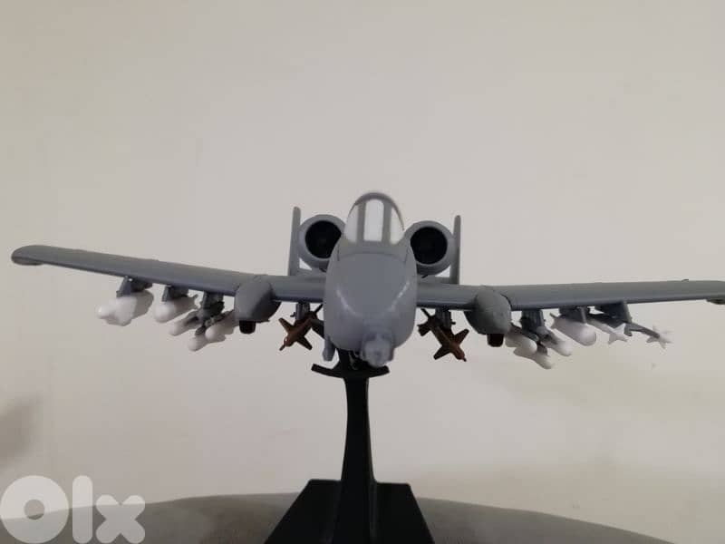 A10 diecast aircraft 5