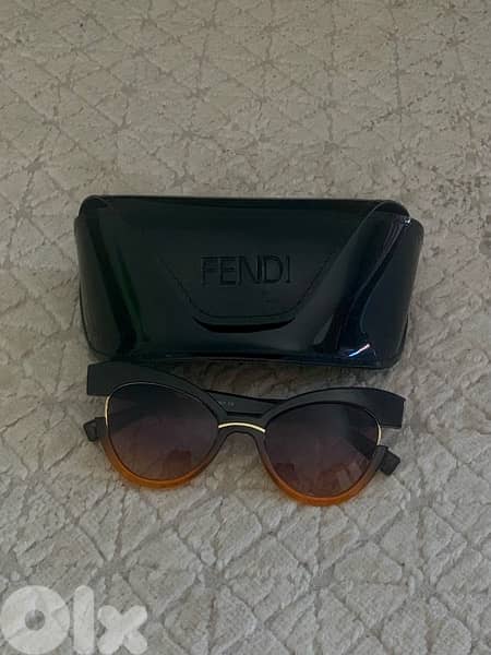 FENDI Sunglasses 0