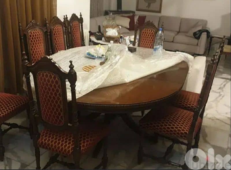 full precious&unique dining table with 8 chairs 1