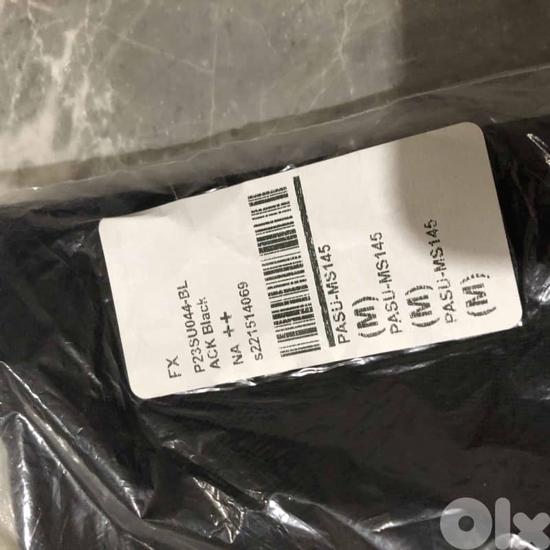 PLEASURES Thirsty T-Shirt SIZE M 1
