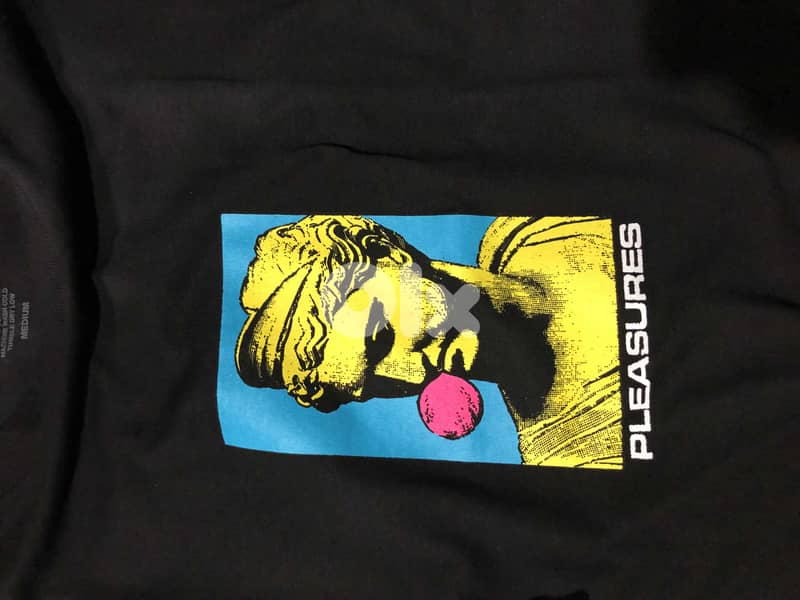 PLEASURES Blow T-Shirt SIZE M 0