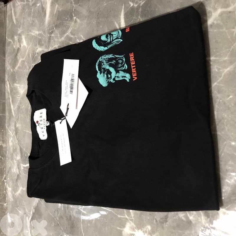 Vertere-Berlin Amore Tshirt SIZE M 3
