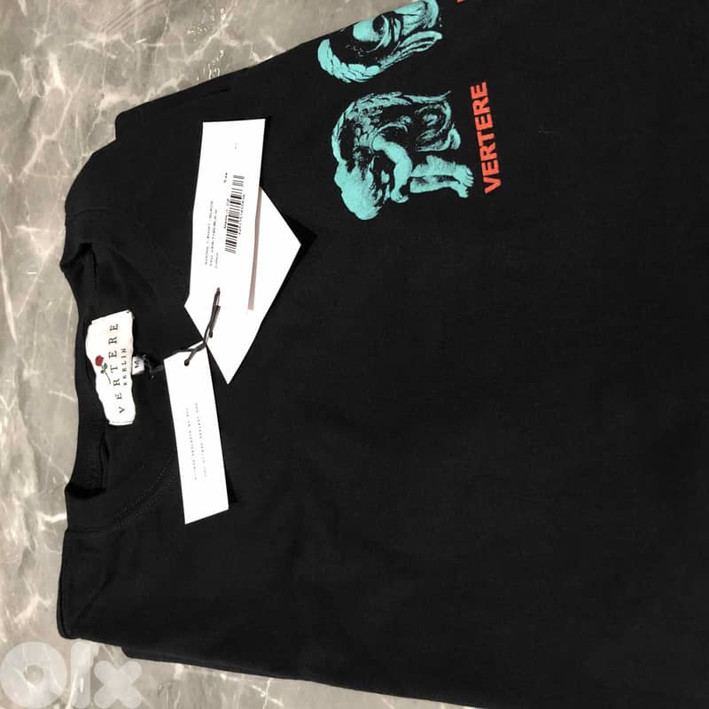 Vertere-Berlin Amore Tshirt SIZE M 5