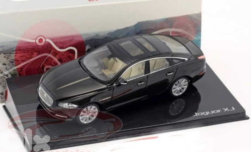 Jaguar XJ diecast car model 1;43. 0