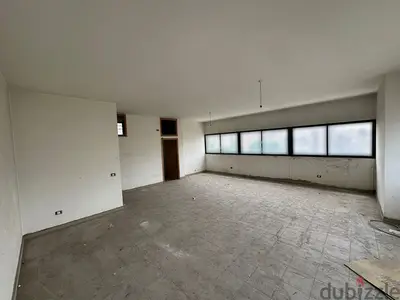 Office for sale in Jdeideh مكتب للبيع في جديدة