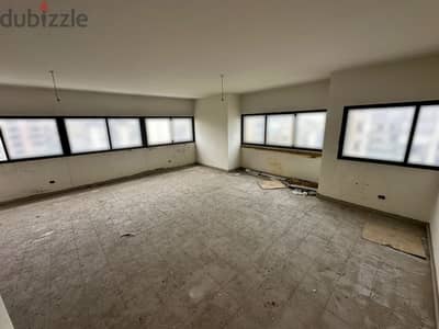 Office for sale in Jdeideh مكتب للبيع في جديدة
