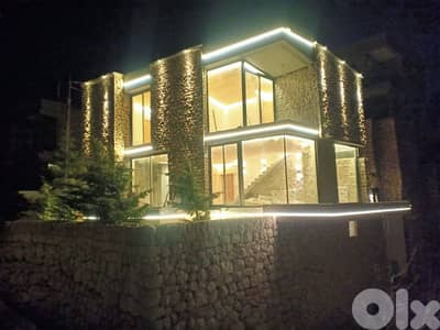 villa For sale in fakra فيلا للبيع في فقرا