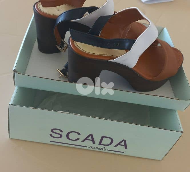 SCADA Haven Sandals size 39 2