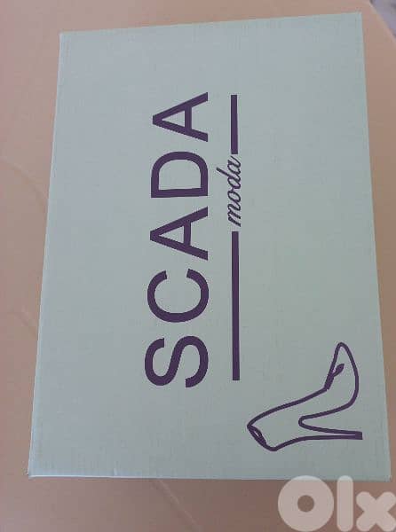 SCADA Haven Sandals size 39 5