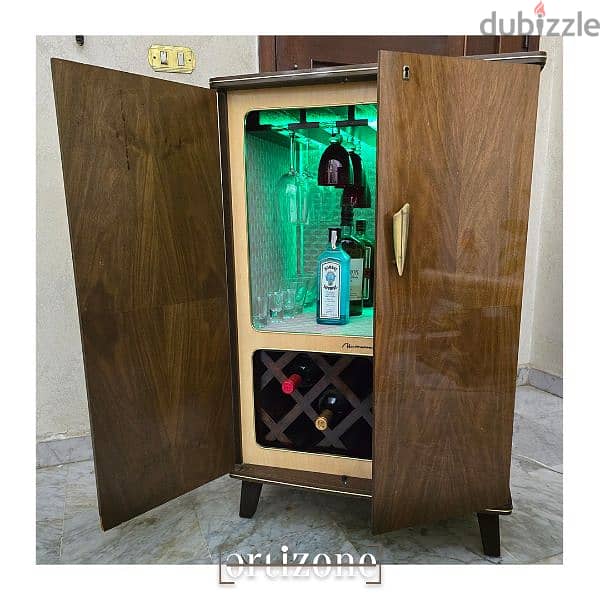 vintage bar unit 1