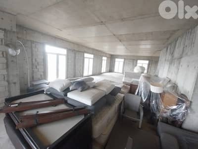557 Sqm | Office For Sale in Hazmieh - Sea View