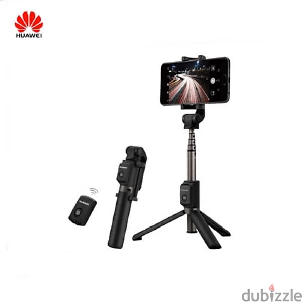 Orginal Selfi stick and tripod with remote we deliver all leb 0
