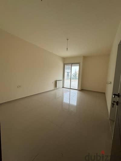 Apartment with terrace for sale in Mtayleb شقة مع تراس للبيع