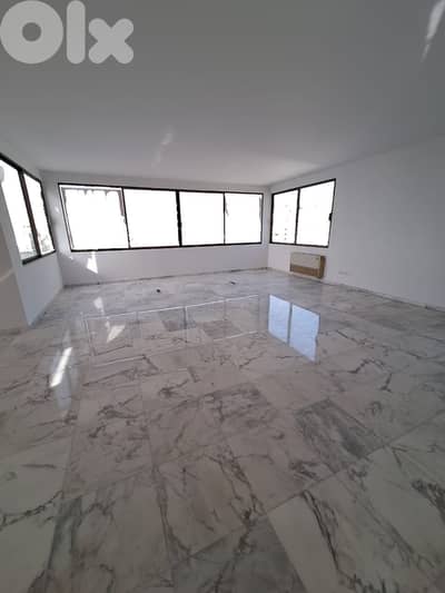 OFFICE ON ZALKA HIGHWAY (200SQ) , (ZL-160)