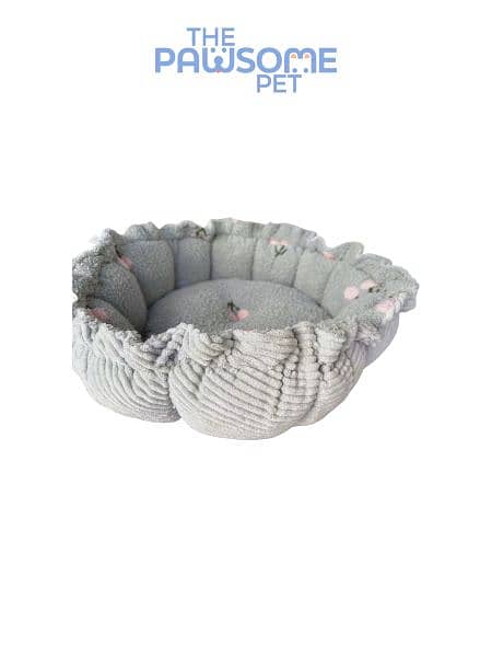 Pawsome's Circular Petal-Shape Bed 5