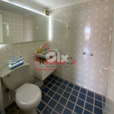 Furnished apartment in Achrafieh شقة مفروشة في الاشرفية