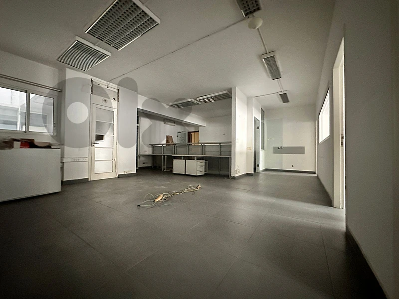 Office For rent in Downtown Beirut مكتب للإيجار في وسط بيروت