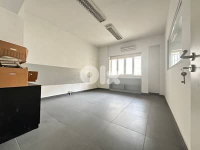 Office For rent in Downtown Beirut مكتب للإيجار في وسط بيروت