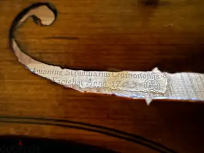كمان ايطالي  للتواصل ٠٣٥٦٤٥٣٥ violin